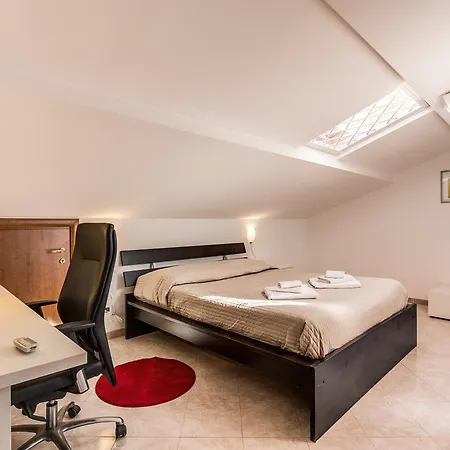 Casa Ortenzia * Roma